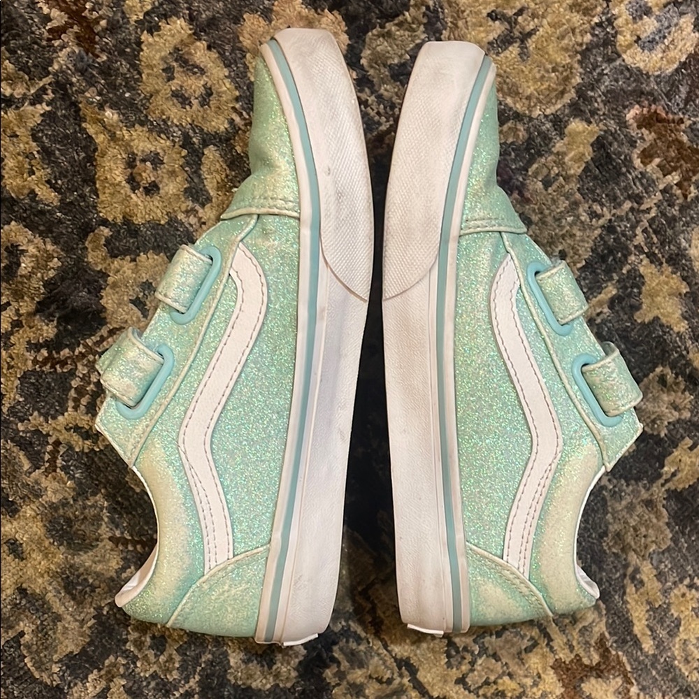 Vans Green Canvas Sneakers with Velcro Straps - Picture 2 of 6